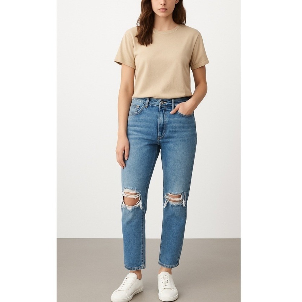 American Eagle Outfitters Women's Blue Denim Distressed High‎ Waist NWOT Size 14